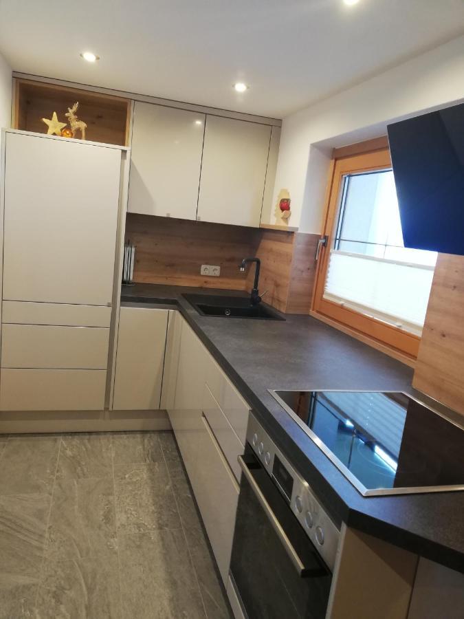 Haus Gruenbacher เลียนซ์ ภายนอก รูปภาพ